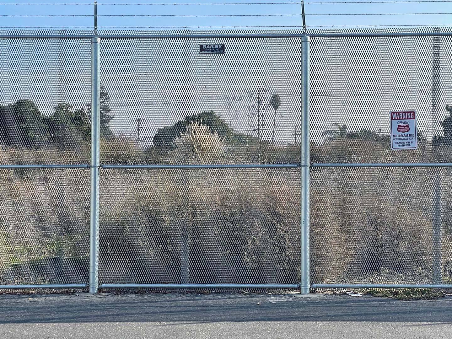 Photo of a Greater Bay area commercial fence